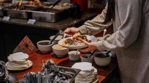 🍽️ 🛵 Flor de Cerejeira